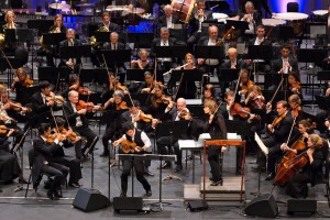 Jake Shimabukuro performing with the Hawaii Symphony Orchestra